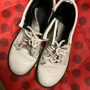 Kids White Dr Martens Delaney Boots Size 3